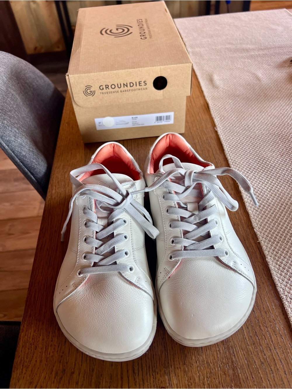 Groundies Women’s White Leather Sneakers